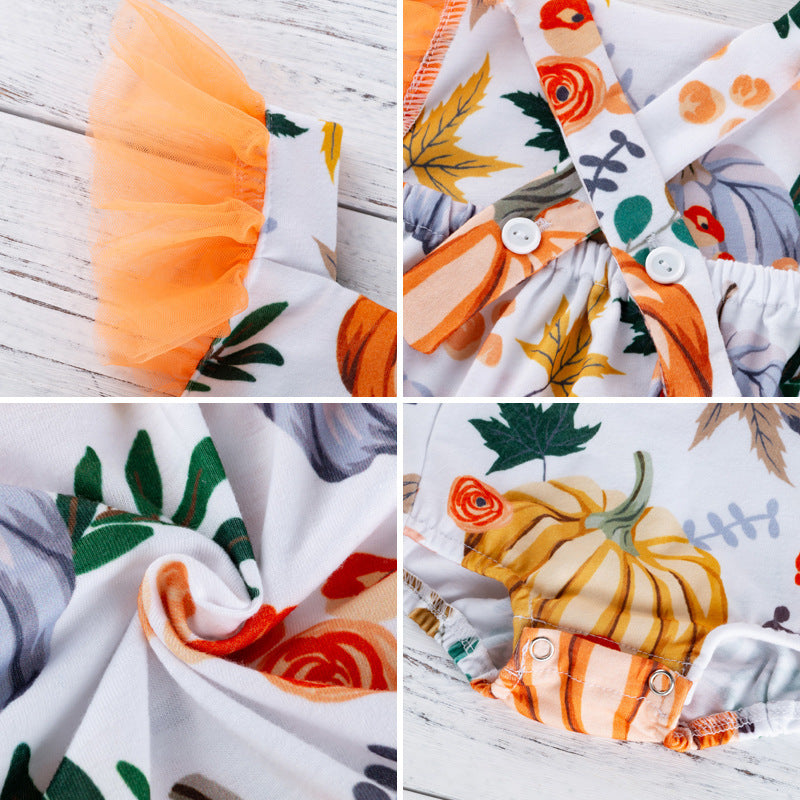 Wisaura™Printed pumpkin onesie