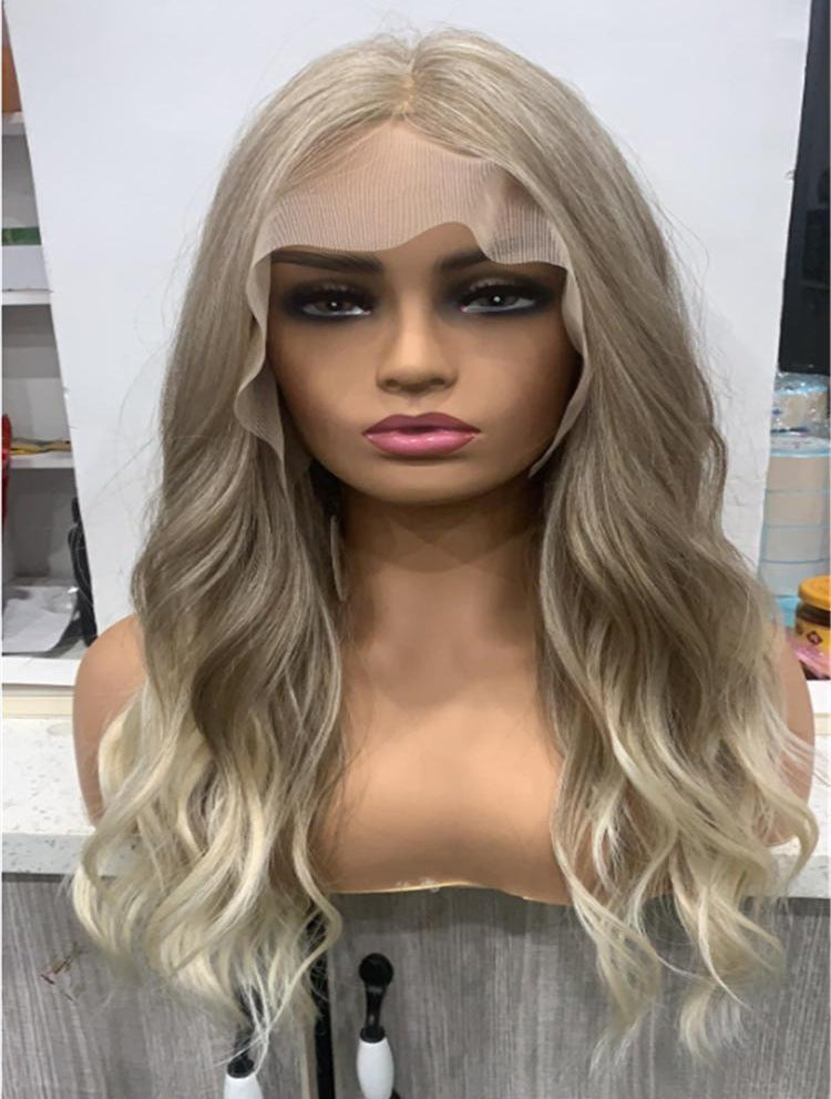 Wisaura™American Wig